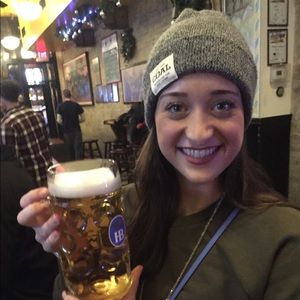 Meet your Posher, Amie